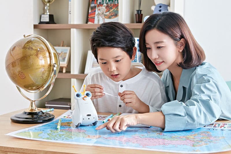 SK텔레콤, 누구(NUGU)탑재 코딩로봇 ‘알버트AI’출시