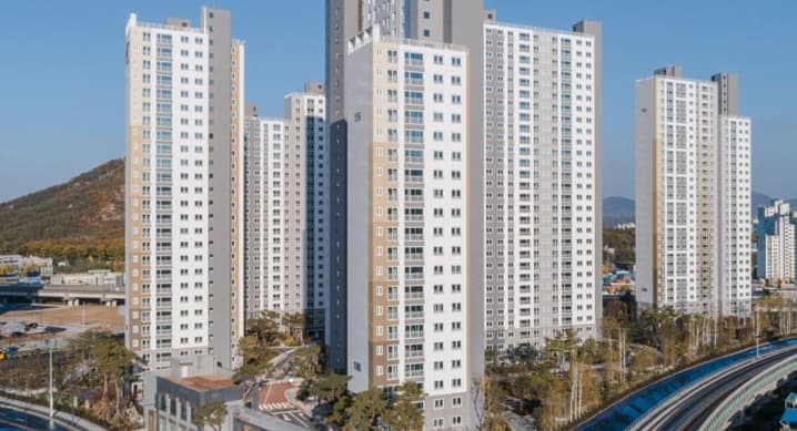 '20년 4월 ~ 6월 전국 아파트 67,383세대,   서울 아파트 9,852세대 입주 예정
