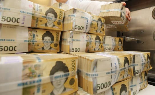 중기·소상공인 대출만기 연장·이자 상환유예 6개월 연장