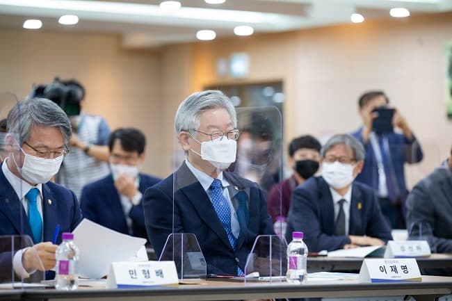 플랫폼시장 규제해 공정 경쟁하도록 만들어야…법제화 시급