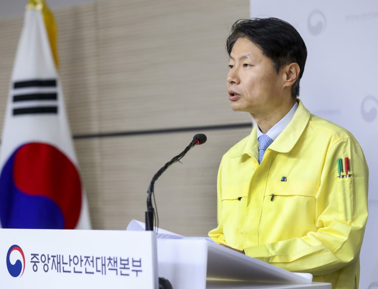 대구·경북 감염병전담병원 12곳과 실시간 직통 물품 지원체계 가동