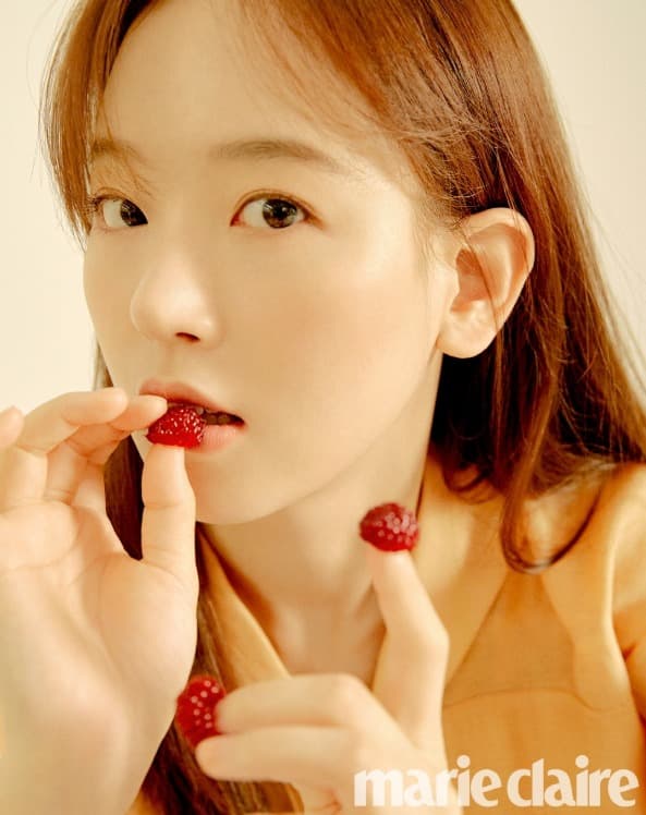 강한나, ‘러블리 X 상큼’ 봄 향기 물씬! 청초함 돋보이는 화보 공개!