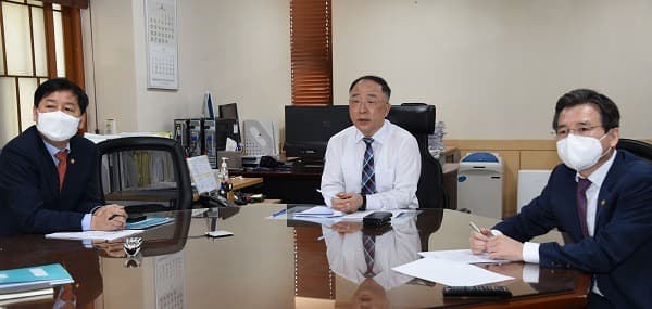 실업·도산 최소화…최대한의 추가 대책보강 중요