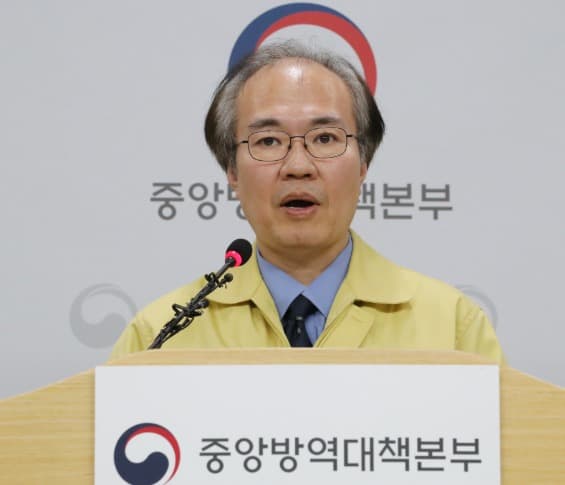 방역당국 “코로나19, 경각심 낮아진 순간 약한 고리 찾아간다”