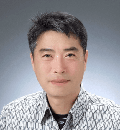 LG, 불길 번지는 차량서 운전자 구한 최철호 氏에게 'LG 의인상'