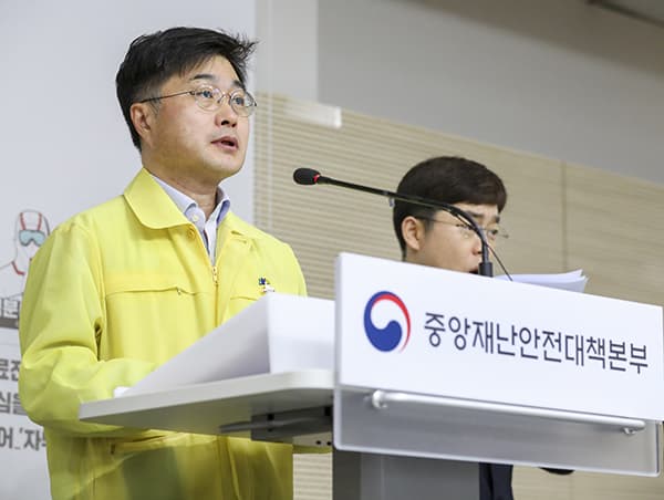정부 “수도권 연쇄감염 국면전환의 주체는 수도권 주민”