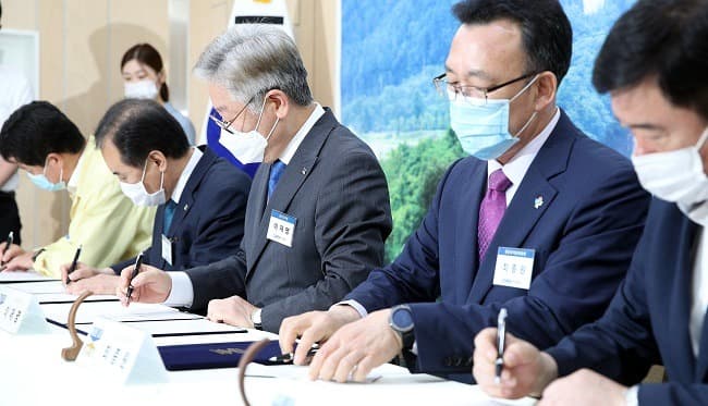 경기도, 검게 변한 한탄강 물빛. 예전 맑은 모습으로 복원 추진