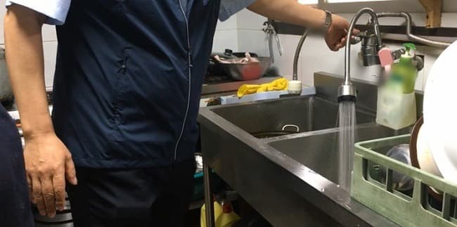 지하수 사용업체 30곳 집중 수사, 식품위생법 위반 14곳 17건 적발