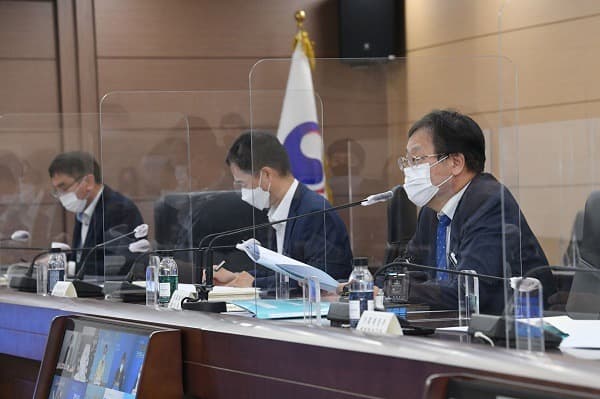 기재부 차관 “연말 이·불용 최소화로 경기 회복 지원”