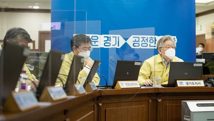 이재명 “다음 주 2천 병상 확보 가능. 정부가 군·의료인력 지원해 달라”