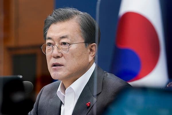 문재인  대통령 “정치적 중립이 생명...공수처는 권력기관 개혁핵심”