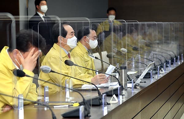 지난해 4분기 성장률 1.1%…예상 뛰어넘는 성적...코로나 상황 안정에 최선