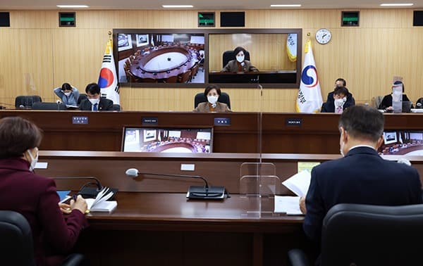 가정폭력 가해자, 피해자 부모·자녀 주민등록 열람 제한된다.