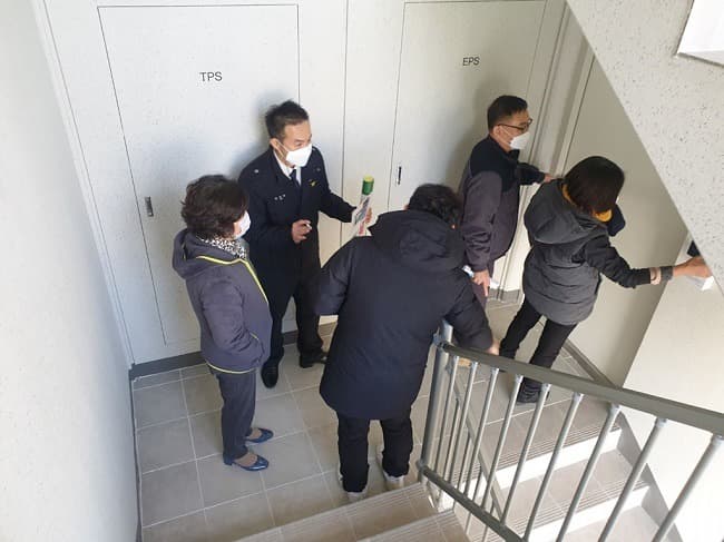 백화점, 철도역사 등 비상구 폐쇄 등 위반행위 집중단속 실시