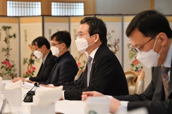 3월부터 정책형 뉴딜펀드 본격 가동...유동성, 부동산에 유입 않도록 관리