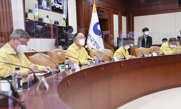 자영업자·소상공인 지원, 방역조치 강도·업종별 피해로 세분화