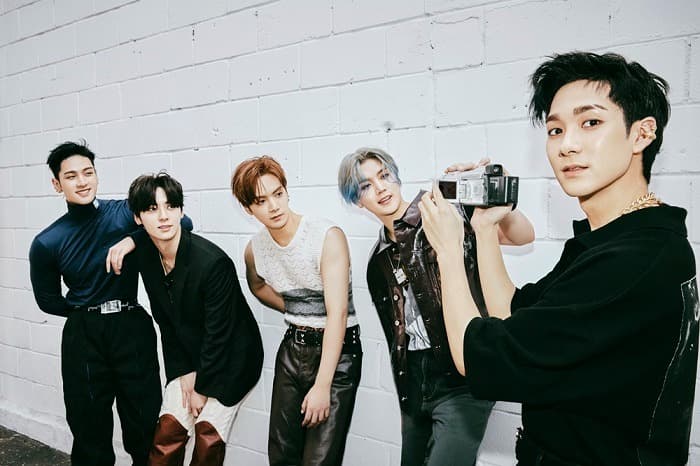 뉴이스트, 정규 2집 ‘Romanticize’로 음반 차트 1위→음원 차트 최상위권