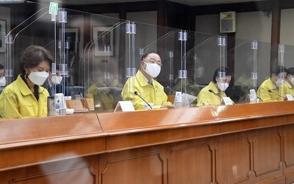 차주 단위 DSR 2023년 7월 전면 시행…내년 가계부채 증가율 4%대 관리