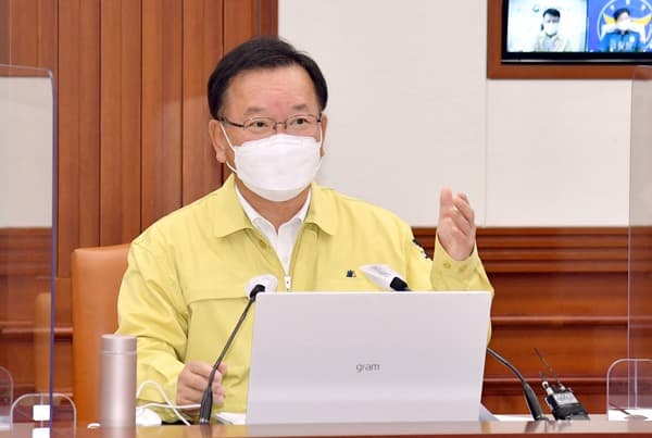 한국에 얀센 백신 100만명분 제공… 美 “당초 약속 두배 분량”