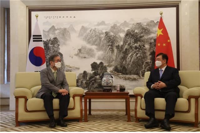 김태일 장안대학교 총장, 싱하이밍 중국대사 초청으로 주한 중국대사관 방문