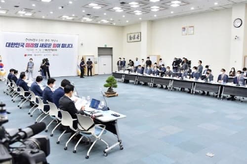 박형준 부산시장, '대한민국의 대전환 부·울·경이 선도'