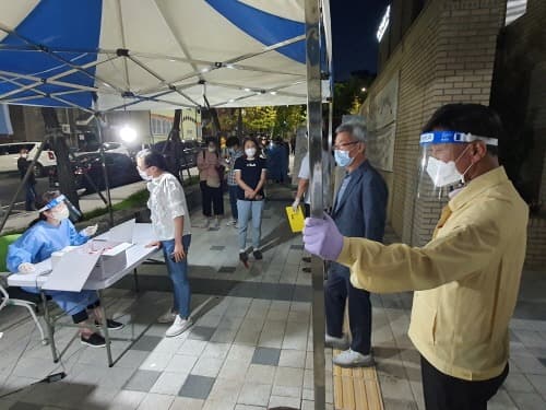 연수구, 함박마을 외국인 등 코로나19 야간 원스톱 현장관리