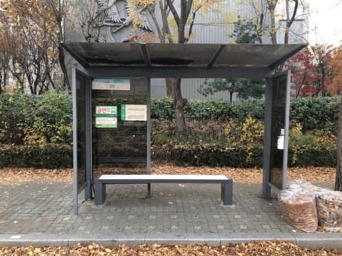 한파 대비 버스 정류소 온열 의자 추가 설치