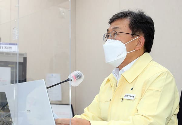 “추가접종은 필수…일상회복 지속의 가장 중요한 수단”