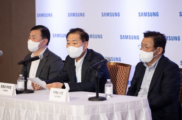 “경계 없는 혁신으로 차별화한 고객 경험 창출”