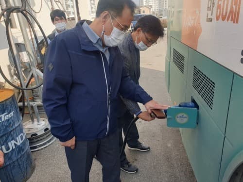 정부 “요소수 시장 안정세 정착…모니터링은 계속”