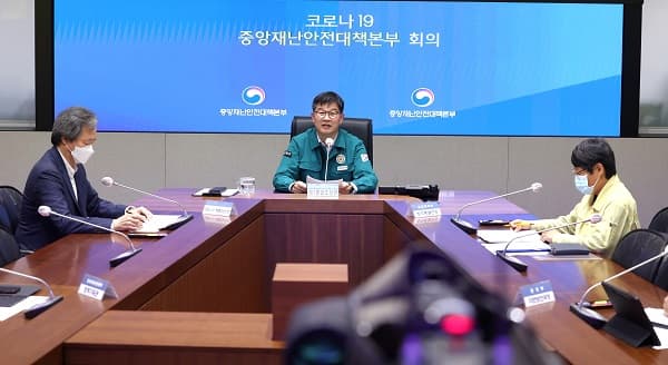 코로나 지정병상 1477개 순차 해제...건보 한시지원은 연장