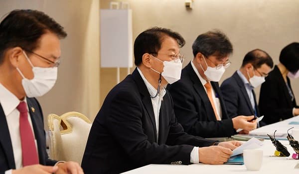 방기선 기재차관 "취약차주 금융부담 완화 방안 차질없이 이행"