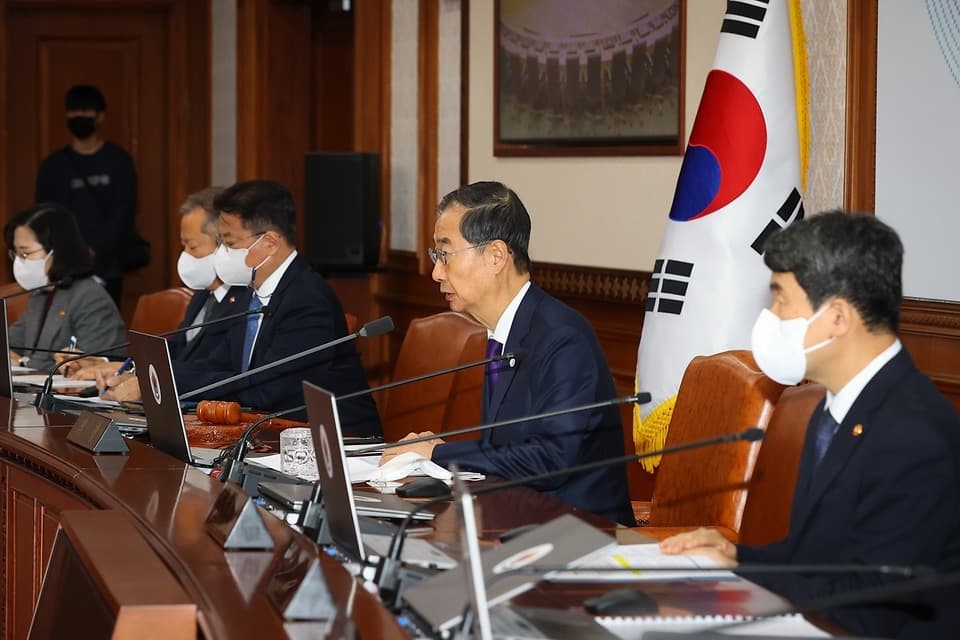 철강·석유화학 업무개시명령 발동...한 총리 "경제 위기 확산 우려"
