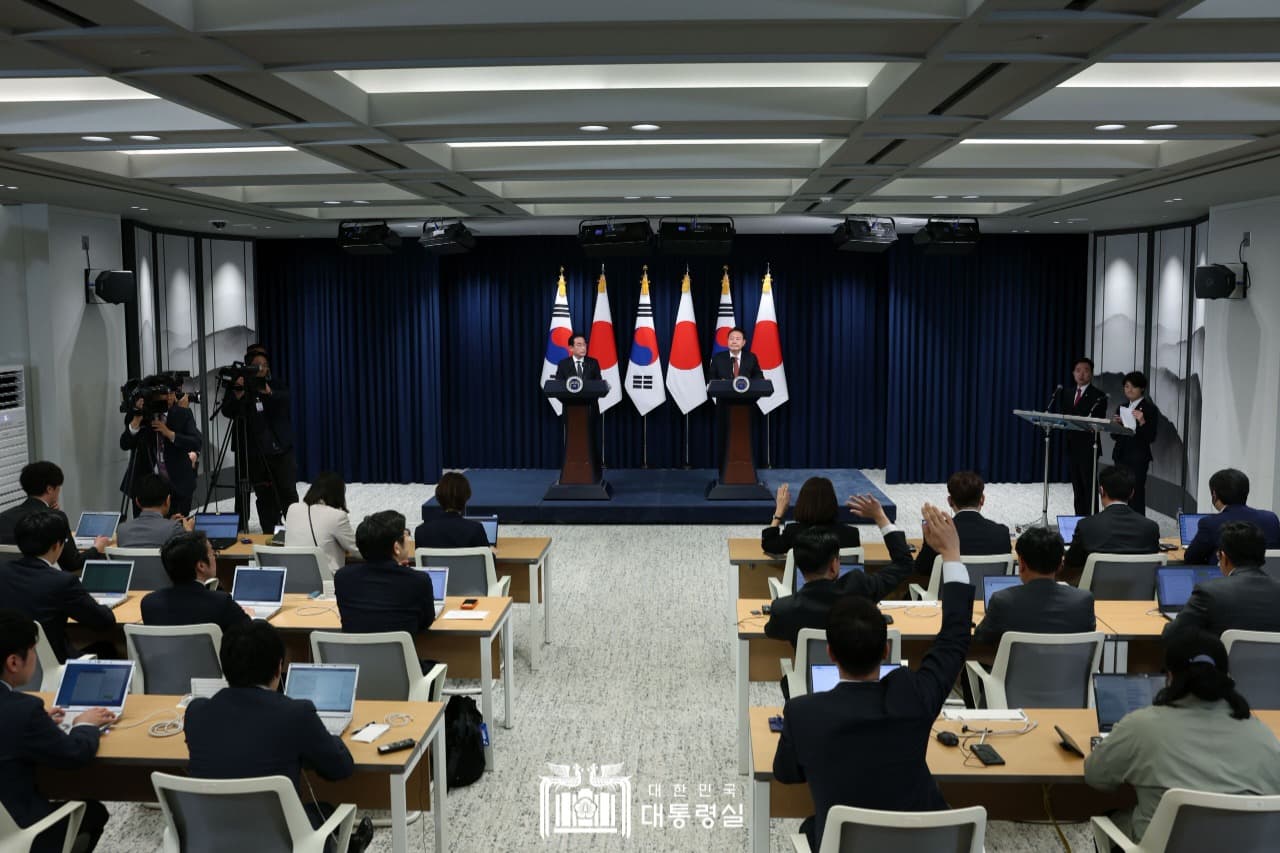 윤 대통령 “한일 관계 개선, 양국 국민에 큰 이익 확인”
