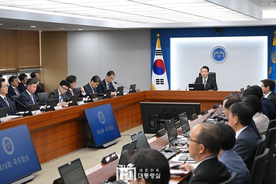 윤 대통령 “한일 관계, 새로운 미래 개척해 나갈 수 있을 것”