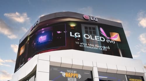 LG전자, 페루에 초대형 사이니지 공급…입체 광고로 눈길