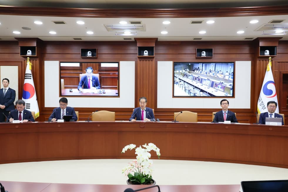 한 총리 “건설노조 집회 불법행위 엄중 책임 물을 것”