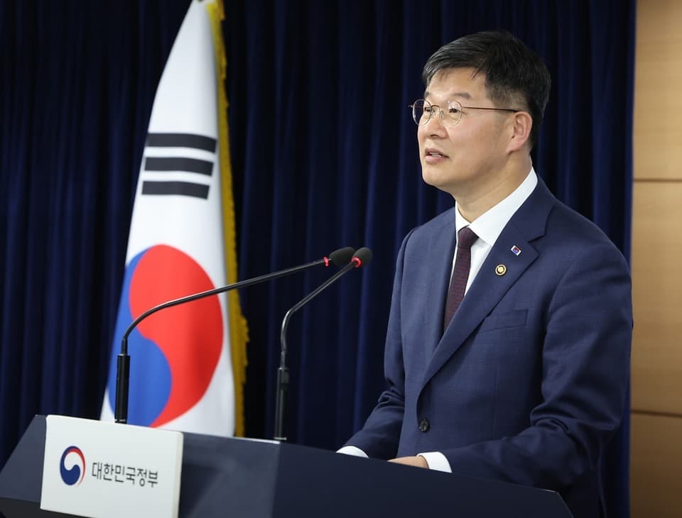 ‘살던 집에서 돌봄 받을 수 있도록’…노인 재가서비스 확대 추진