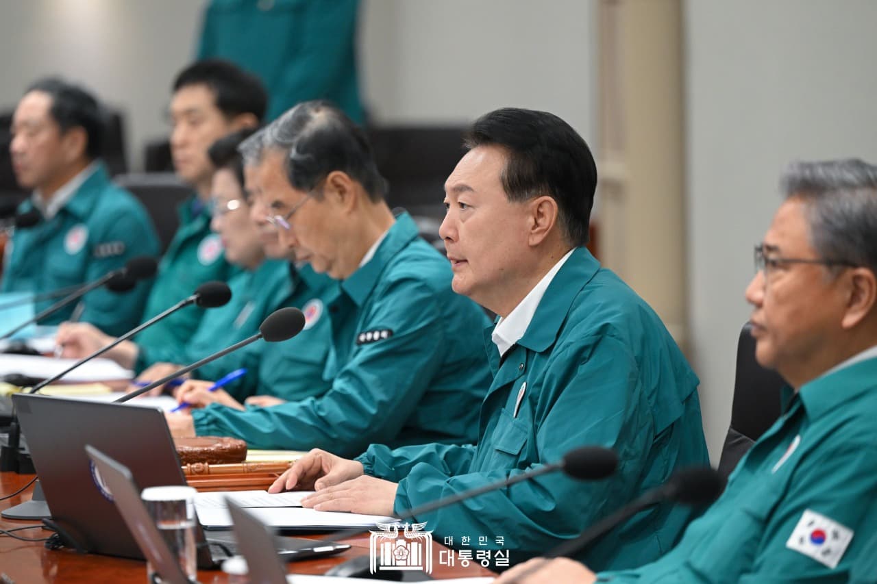 “한미일 협력의 새로운 시대 열려…국민 혜택과 이득 증대될 것”