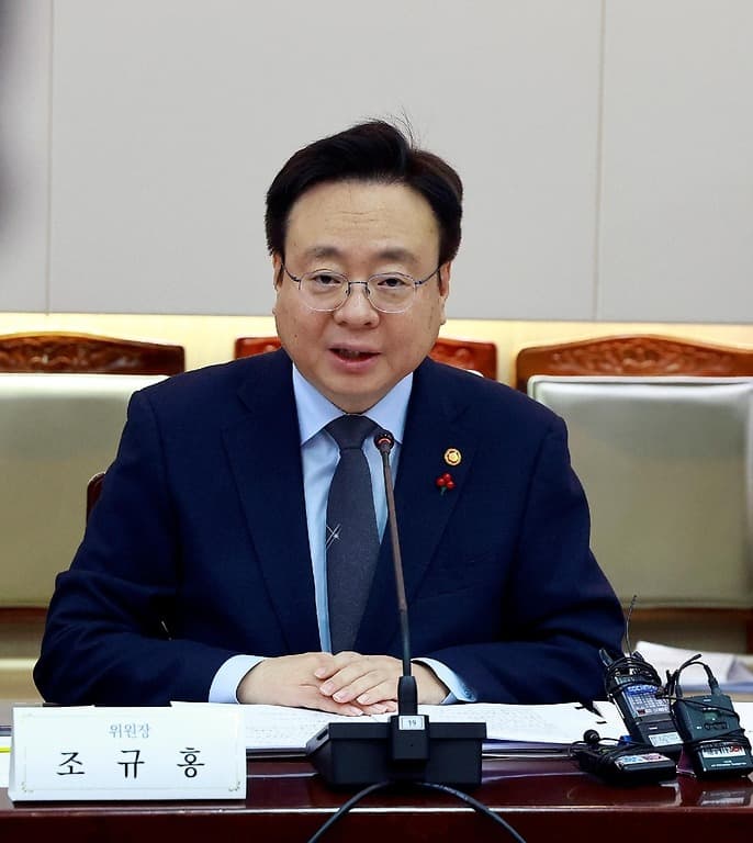 2025학년도 의대 정원 2000명 증원…“2035년까지 의사 1만명 확충”