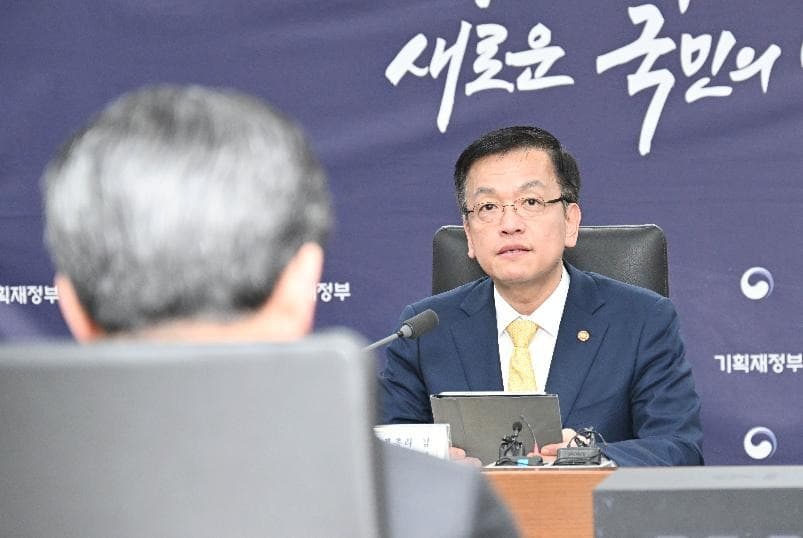 경제부총리“3월에 물가 정점…하반기 갈수록 빠르게 안정화 전망”