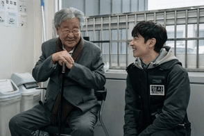 '수사반장 1958' 이제훈X이동휘X최우성X윤현수X서은수X최덕문 (feat. 최불암), 웃음 가득 현장 비하인드 공개! 훈훈한 촬영장 뒷모습 ‘눈길’