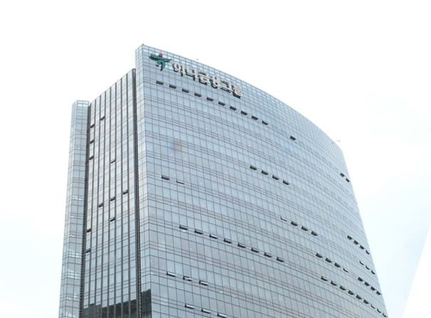 하나은행, 법무법인 율촌과 ‘패밀리오피스 자산관리 및 법률자문’ 업무협약 체결