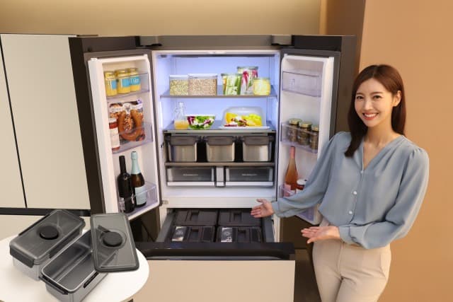‘김치냉장고 성수기 임박’ 삼성스토어, AI 김치냉장고 보상 프로모션 시작