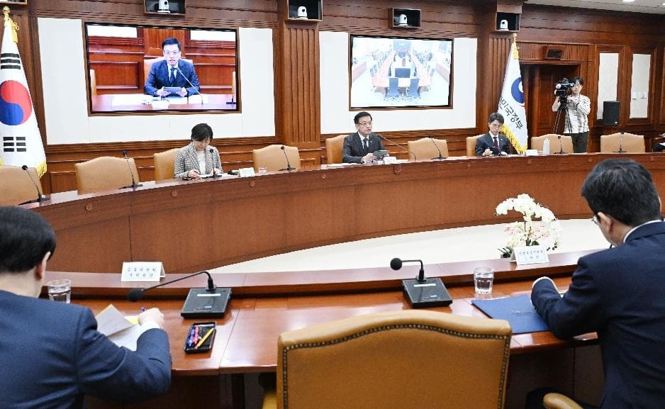 최 부총리 “금융·외환시장의 과도한 변동성에 신속 대응”