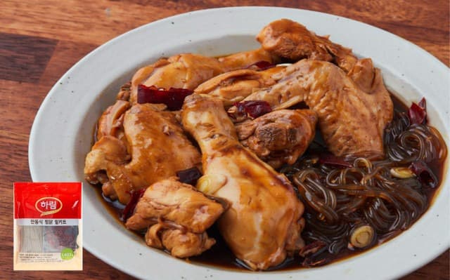 하림, 안동지역 명물이자 배달 음식으로 인기 높은 ‘찜닭’을 간편하게 요리할 수 있도록 밀키트 출시