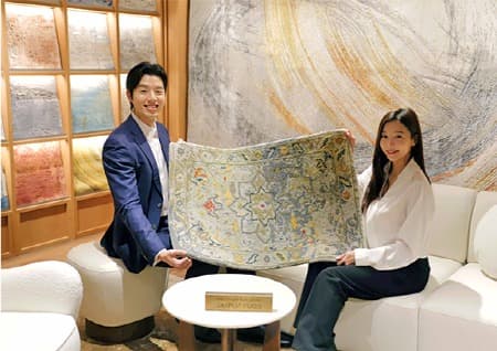 신세계百 강남점에 ‘자이푸르 러그’ 쇼룸 오픈… 럭셔리 아트 인테리어 수요 공략