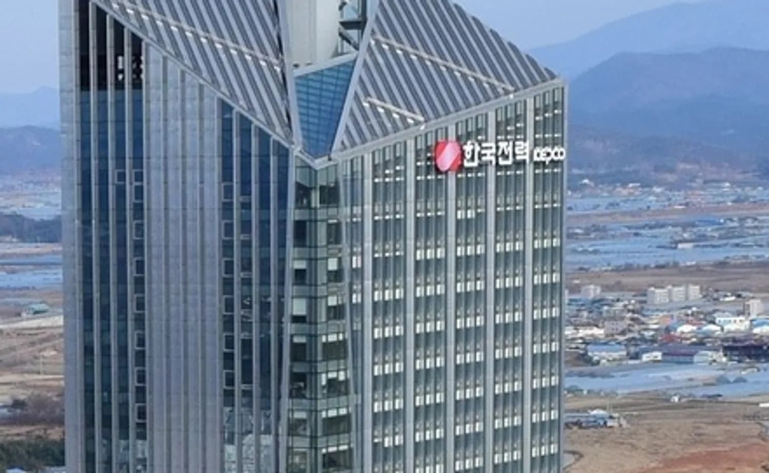 김동철 한국전력 사장, 에너지 고속도로 이행 박차