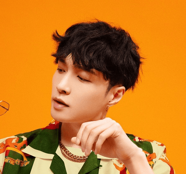 엑소 레이, 중독성 강한 라틴풍 댄스곡 ‘蹦 (Boom)’ 9일 낮 12시 공개!