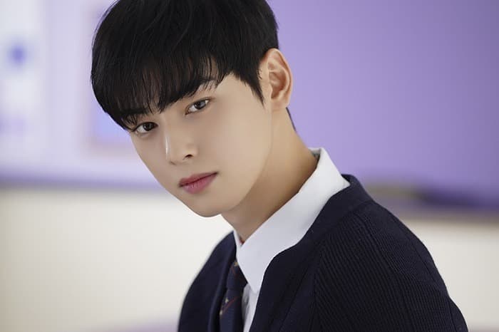 차은우, ‘겉바속촉’ 냉미남의 강림! ‘여신강림’ 포스터 촬영장 비하인드 大공개